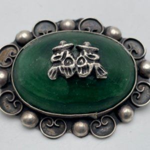 Sterling Silver Plated Round Green Stone Double Sombrero Men's Jewelry Piece